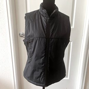 Lacoste sleeveless jacket size M